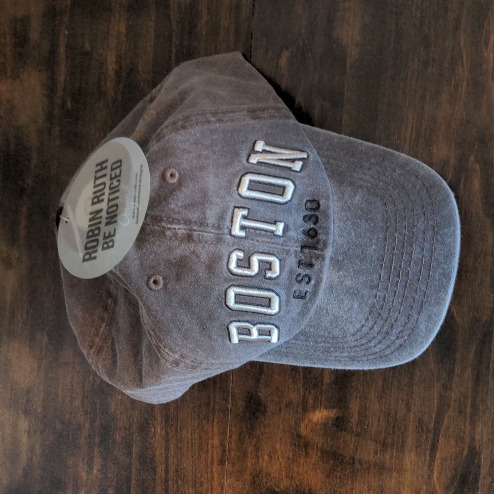 New w/tags Men's baseball hat - Boston -worn brown color